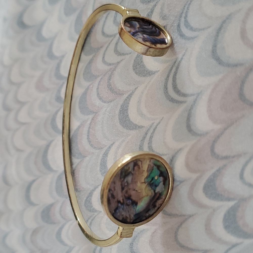 Open.bangle bracelet